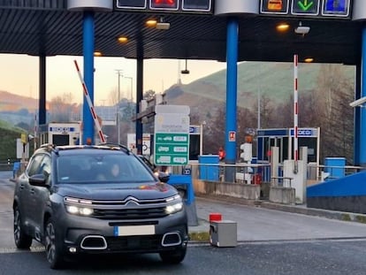 España pacta con Bruselas descartar el plan para imponer peajes en las autovías en 2024