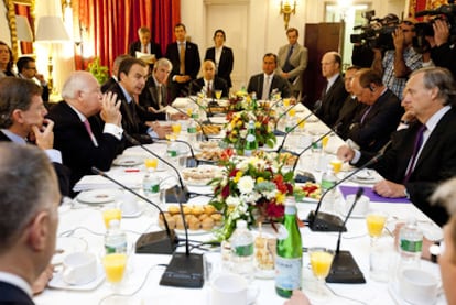 El presidente del Gobierno, José Luis Rodríguez Zapatero, durante su reunión con  inversores en Nueva York el pasado 21 de septiembre.
