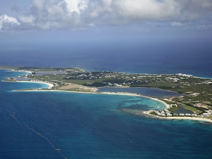 Vista aérea de la Isla de Anguila.