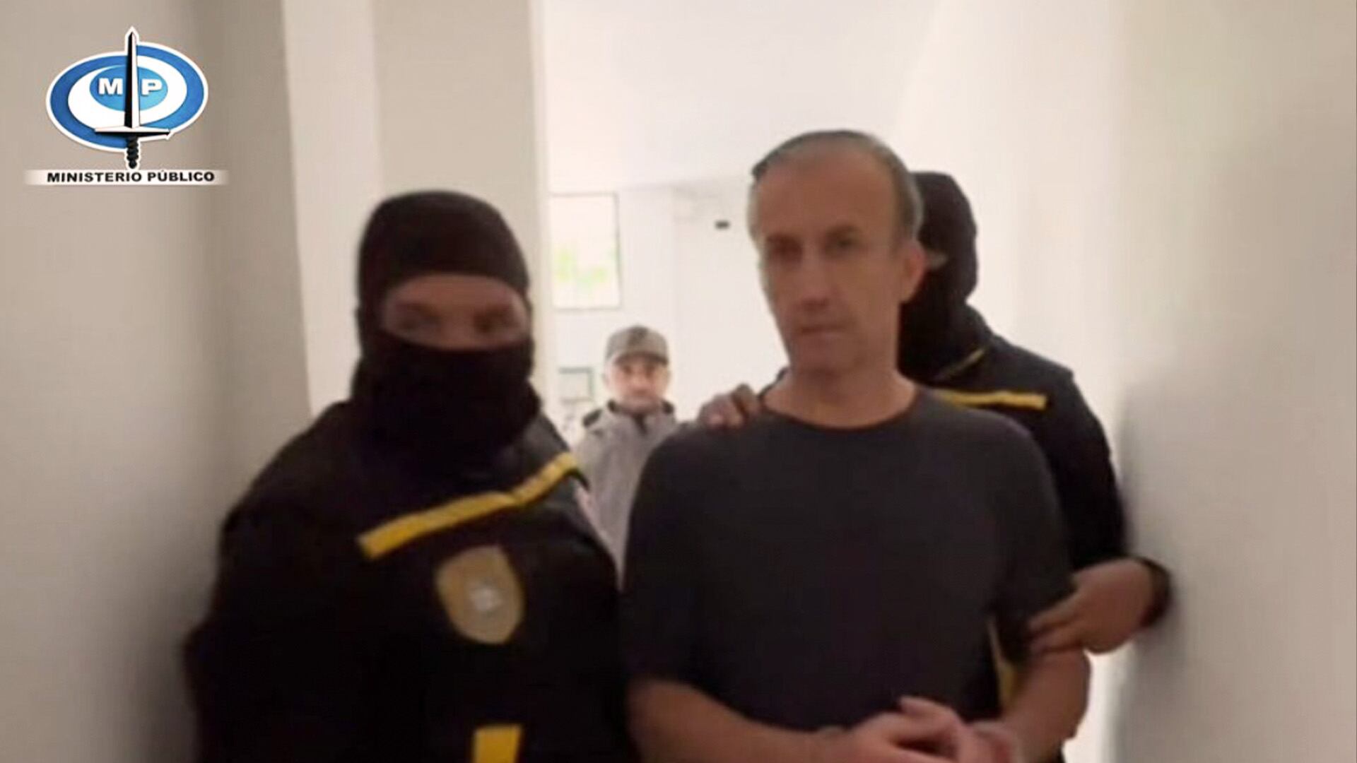 El exministro de Petróleo, Tareck El Aissami, al ser detenido el 9 de abril.