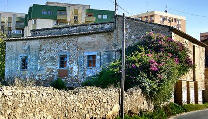 La alquer&iacute;a dels Moros, abandonada, en una imagen de 2009.