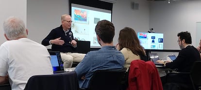 Dave Limp, vicepresidente sénior de Amazon, en la presentación del plan estratégico de la compañía a principios de mayo.