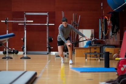 Carolina Marín, este jueves, haciendo trabajo físico. 