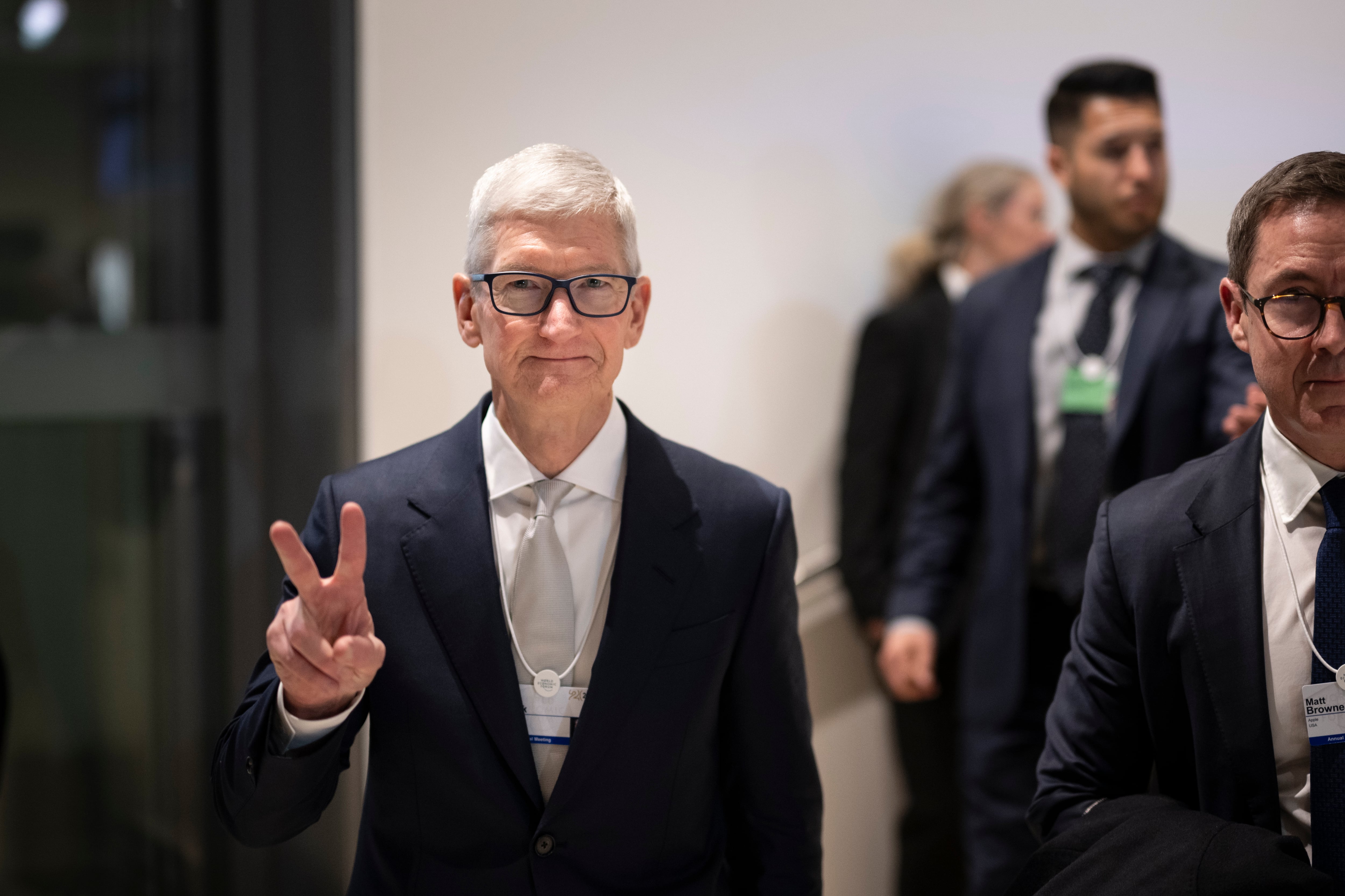 Apple refuerza su posición financiera y recompensa a sus accionistas tras un desempeño récord