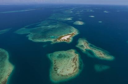 Vista del arrecife mesoamericano en la bah&iacute;a de Honduras.
