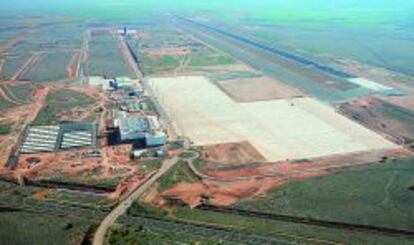 Vista a&eacute;rea del aeropuerto de Ciudad Real.