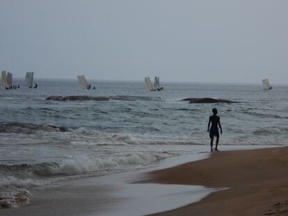 Una estampa de la orilla de Costa de Marfil.