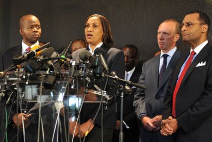 Nafissatou Diallo se dirige a la prensa ayer en una iglesia de Brooklyn.