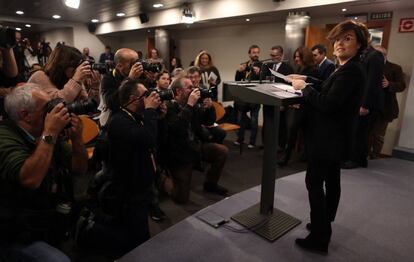 Soraya Sáenz de Santamaría during a press conference in La Moncloa.