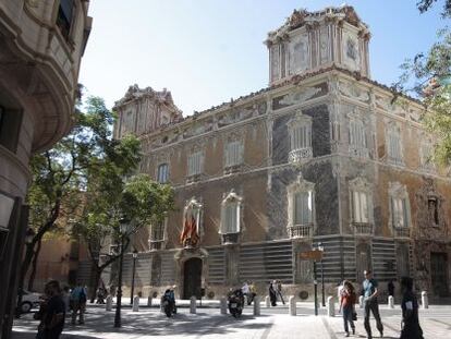 El Palacio del Marqu&eacute;s de Dos Aguas en Valencia alberga el Museo Nacional de Cer&aacute;mica Gonz&aacute;lez Mart&iacute;.