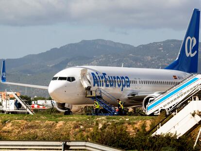 Un avión de Air Europa en el aeropuerto de Palma de Mallorca.