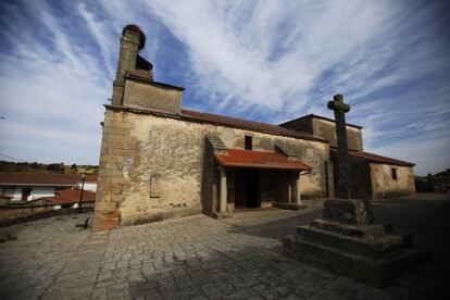 Iglesia de Cerezal de Aliste.