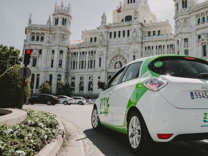 Un coche de City circulando por Madrid.