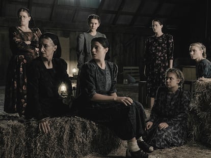 Desde la izquierda, Michelle McLeod, Sheila McCarthy, Liv McNeil, Jessie Buckley, Claire Foy, Kate Hallett, Rooney Mara y Judith Ivey, en 'Ellas hablan'.