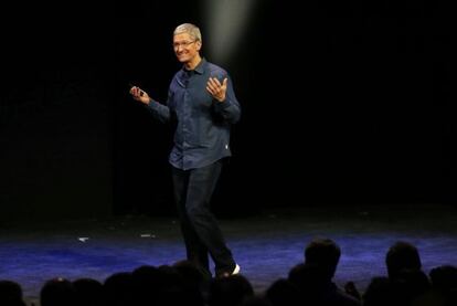 Executivo-chefe da Apple, Tim Cook, durante a apresentação dos novos iPhones.