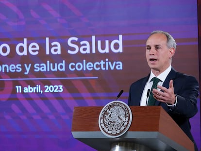El subsecretario de Salud, Hugo López- Gatell, durante la conferencia matutina de presidencia de este martes.