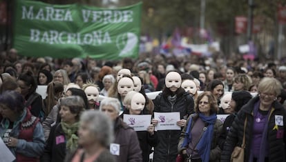 Manifestacion en Barcelona el 25 de noviembre, día internacional contra la violencia de género. 