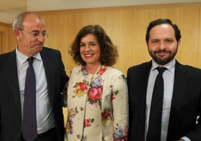 Pedro Corral, Ana Botella y Diego Sanjuanbenito, ayer tras anunciarse los nombramientos. 