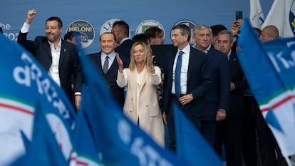 Giorgia Meloni, Matteo Salvini, Silvio Berlusconi y Antonio Tajani