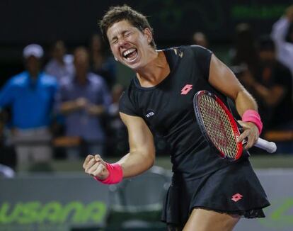 Carla Suárez celebra su victoria ante Venus Williams