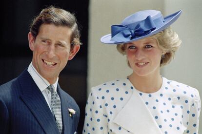 La princesa Diana y el príncipe Carlos son fotografiados en Canberra (Australia), el 7 de noviembre e 1985.
