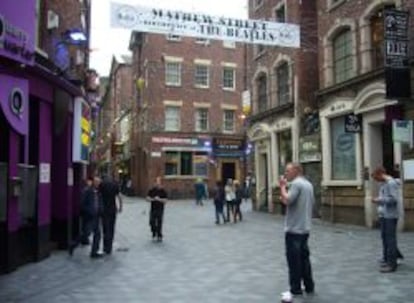 Mathew Street, donde está The Cavern.