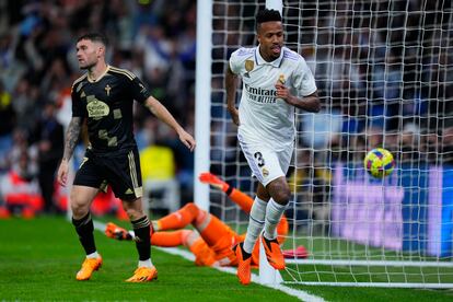 Militao marca el segundo gol del Real Madrid contra el Celta.