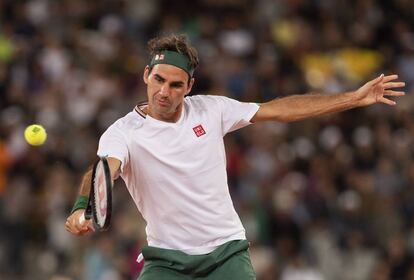 Federer, durante una exhibición reciente en Johannesburgo.