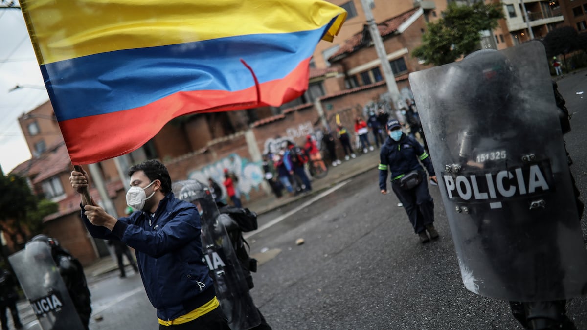 El clima electoral condiciona la salida de la crisis en Colombia ...