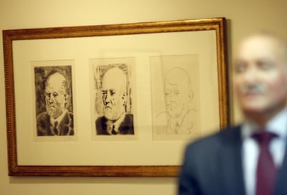Tres retratos del marchante Ambroise Vollard, realizados en 1937, en la exposición Picasso grabador.