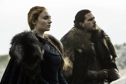 Sophie Turner y Kit Harington en 'Juego de Tronos'.