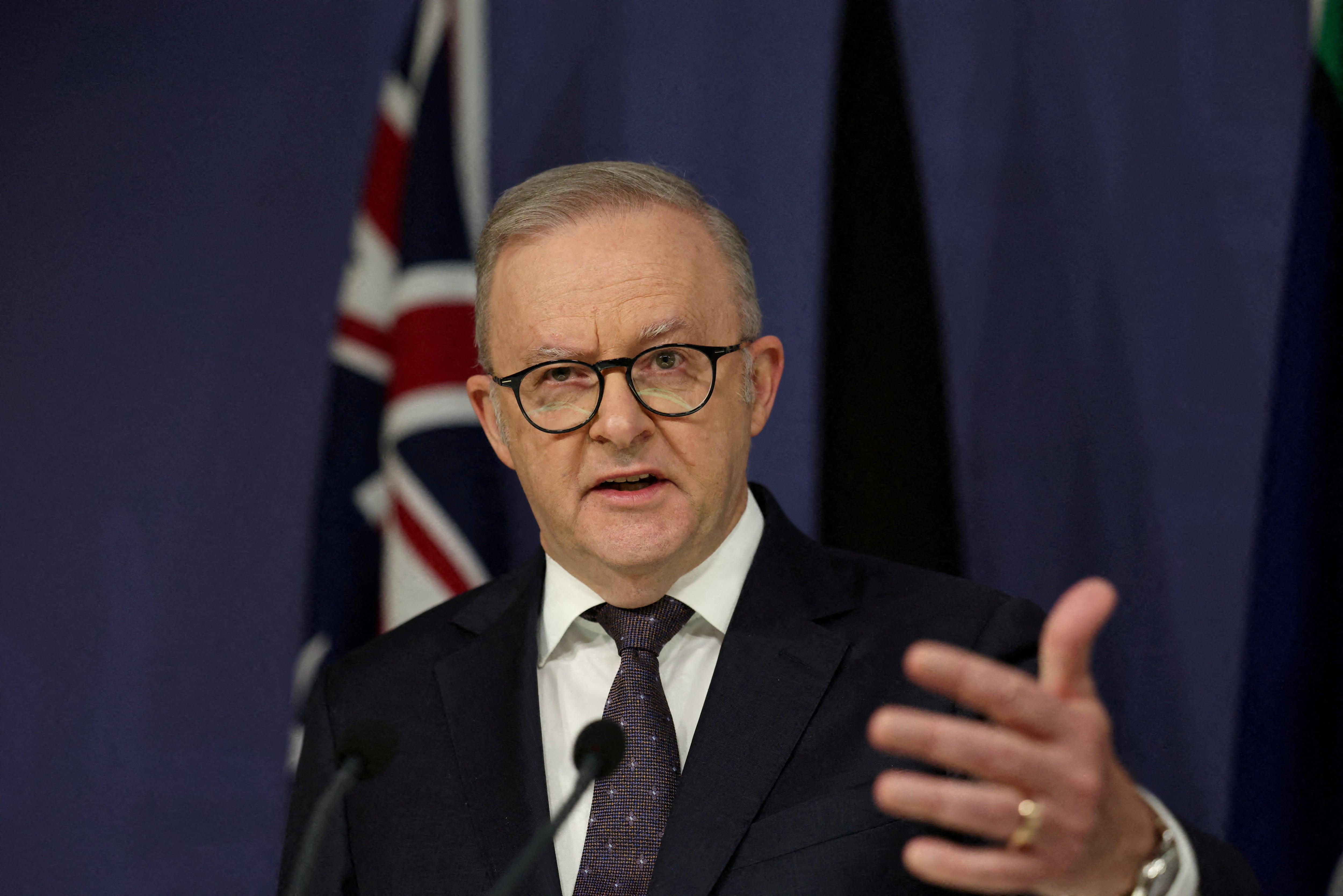 Dos banqueros comparecen ante la Justicia australiana por acceder a datos bancarios del primer ministro Albanese