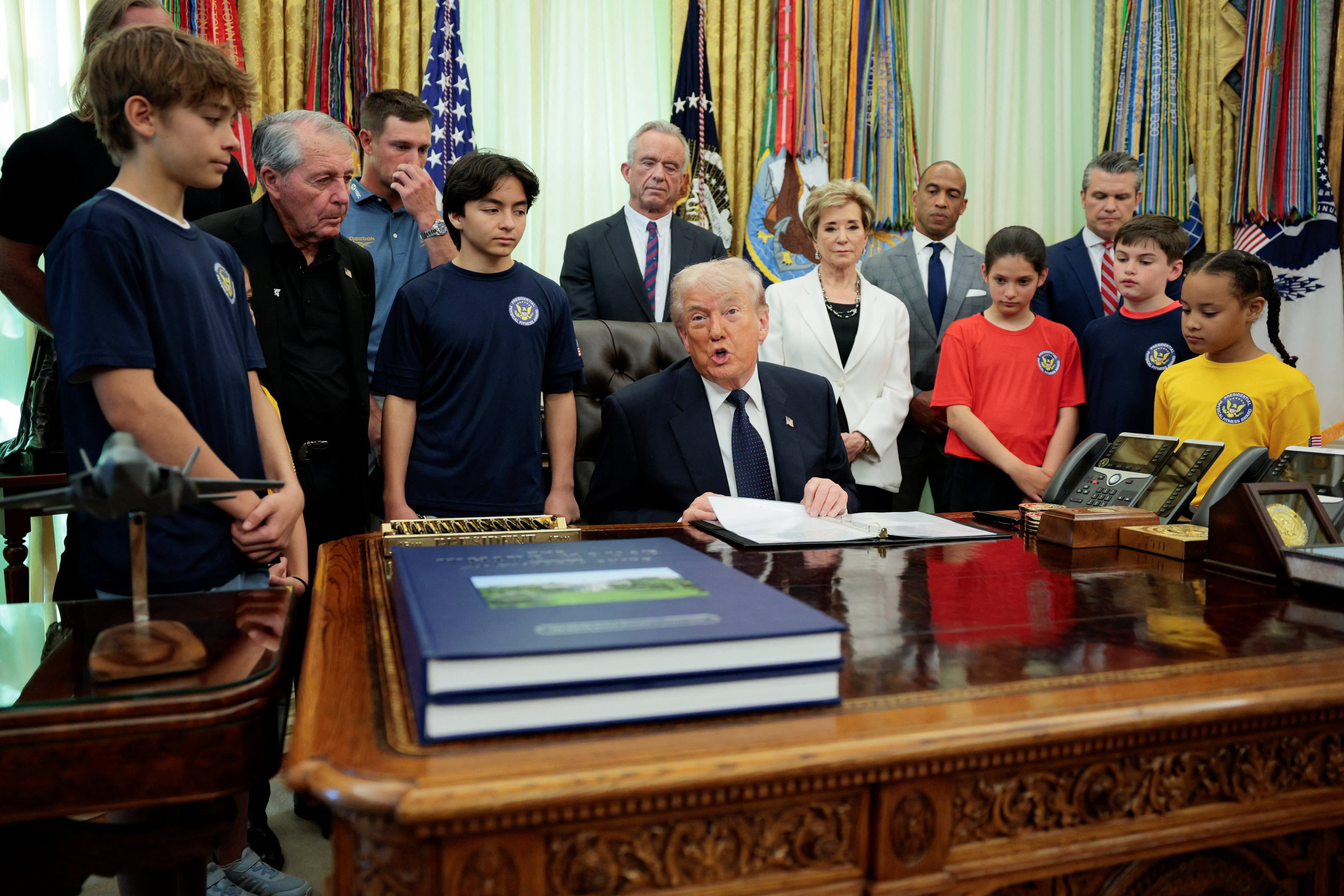 Estados Unidos e Irán se atribuyen cada uno el dominio sobre Ormuz