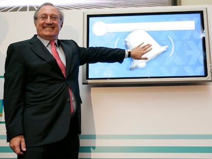 El presidente de los Laboratorios Farmacéuticos Rovi, Juan López-Belmonte, en 2007 durante la salida de la compañía a Bolsa.