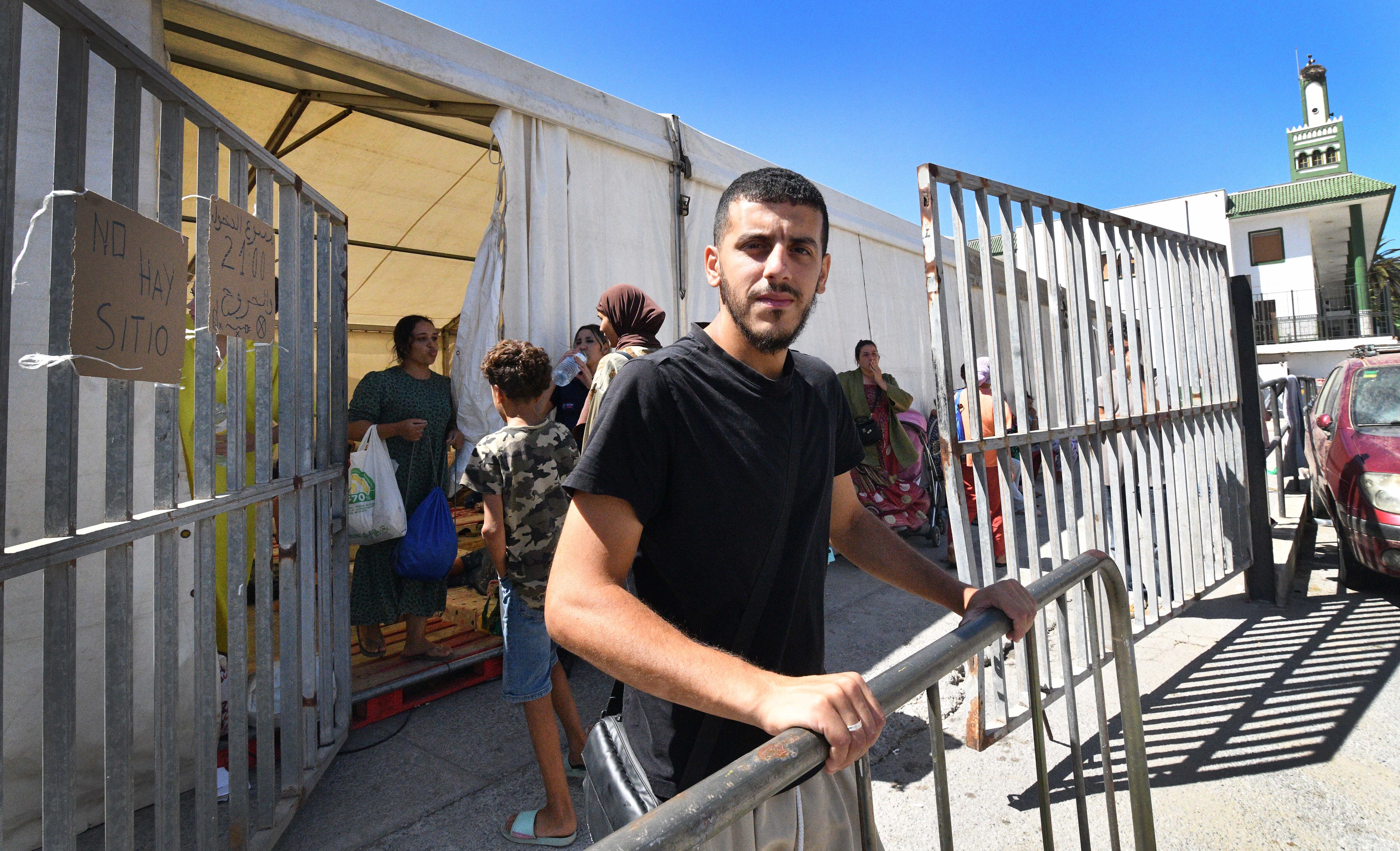 Abdellah Mustafa, en la carpa de la organización Luna Blanca, el pasado 26 de agosto.