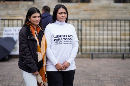 Paula Rincón Latorre y Viky Latorre, durante la manifestación el pasado lunes.
