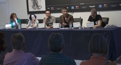 La mesa redonda del segundo debate de Babelia.com en la Feria del libro.