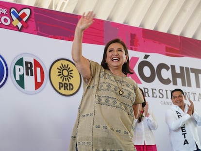 Xóchitl Gálvez en un evento en Zihuatanejo, Guerrero.