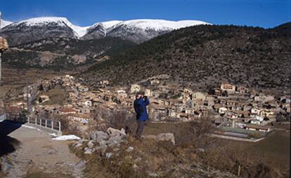 Vista del pueblo leridano de Gósol, en la sierra del Cadí, donde veraneó el joven Pablo Picasso a sus 24 años (en 1906).