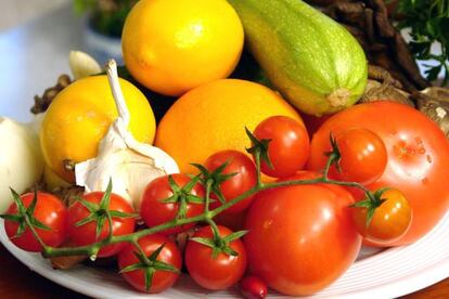 El consumo de frutas y verduras es algo básico