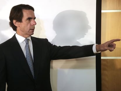José Maríaa Aznar, el pasado miércoles, en la presentación de la biografía de Konrad Adenauer, de Ricardo Martin de la Guardia.