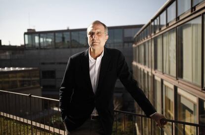 José María Ezquiaga, decano del Colegio de Arquitectos, en la sede de la entidad.