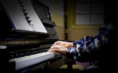 En &#039;Viaje de invierno&#039;, un pianista se queda paralizado en mitad de un concierto.