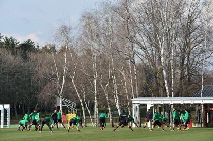 El AC Milan durante el entrenamiento de este martes.