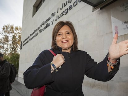 Isabel Bonig, dirigente del PP valenciano, a su llegada este jueves a la Ciudad de la Justicia de Valencia para declarar como testigo por la visita del Papa en 2006.