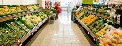 Interior de un supermercado Dia Maxi.