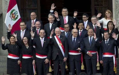 Kuczynski and his new government at last week's swearing in ceremony.