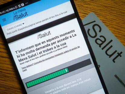 Aplicación La Meva Salut del sistema catalán de salud, CatSalut, colapsado por la gran cantidad de peticiones del pasaporte covid.