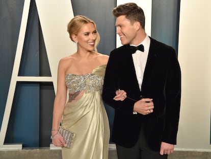 Scarlett Johansson y Colin Jost, durante una fiesta posterior a los Oscar, en 2020.