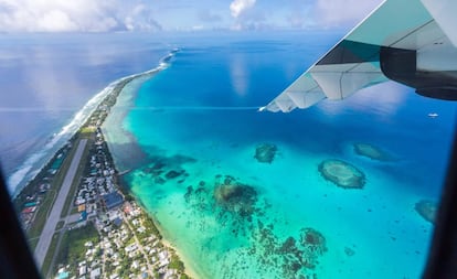 Vista aérea del atolón de Funafuti, en Tuvalu.